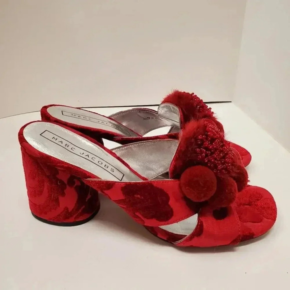 Marc Jacob EMBELLISHED VELVET-DAMASK MULES IN RED Size 39.5 - Picture 7 of 11